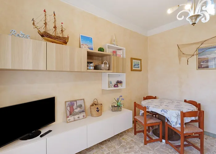 Bouganville Vista Mare Διαμέρισμα Marina dʼAndora