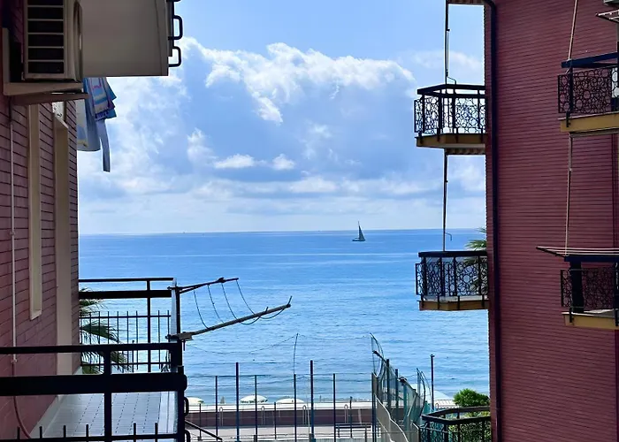 Bouganville Vista Mare Marina dʼAndora